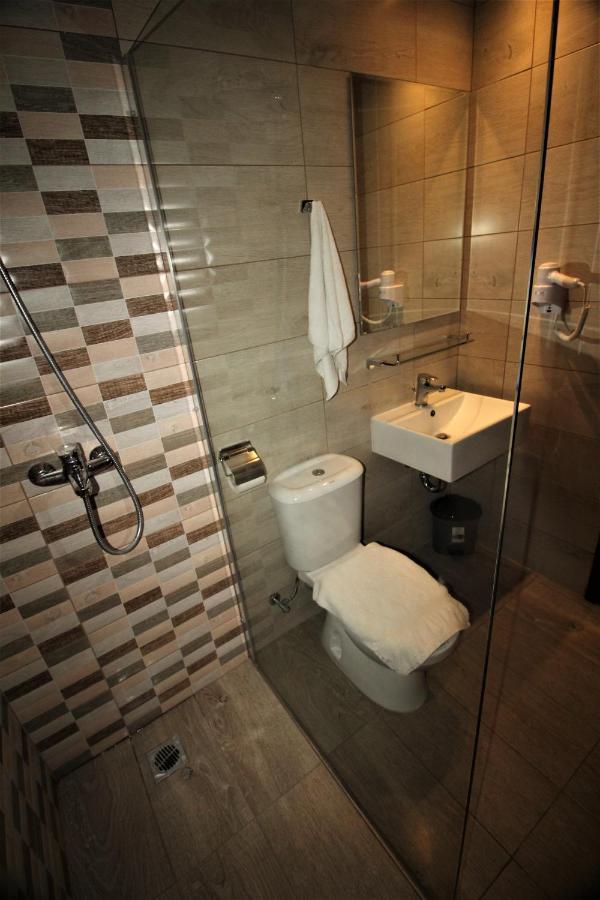 Nikki'S Studios & Apartments مورايتيكا المظهر الخارجي الصورة