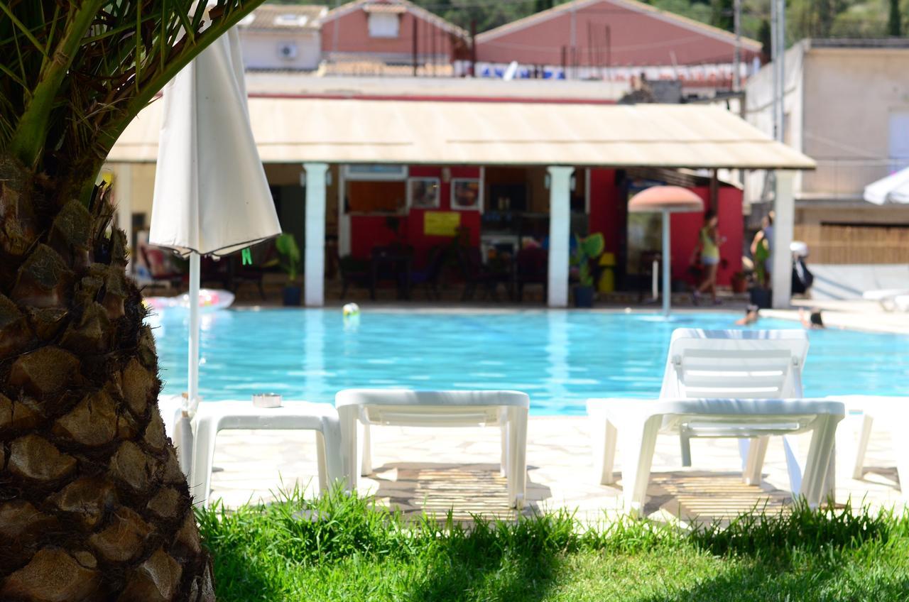 Nikki'S Studios & Apartments مورايتيكا المظهر الخارجي الصورة